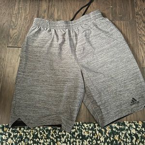 Adidas axil shorts sz medium